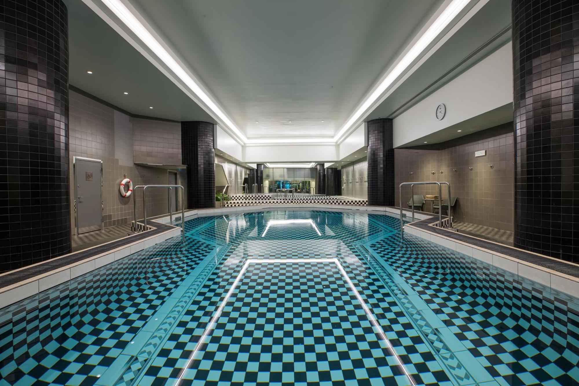 Готель Grand Hyatt Мельбурн Екстер'єр фото The swimming pool at the hotel